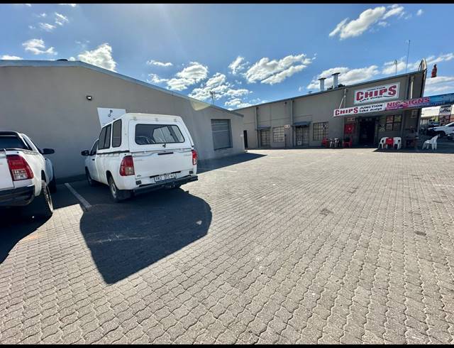 M² BUSINESS CENTRE FOR SALE IN POLOKWANE INDUSTRIA